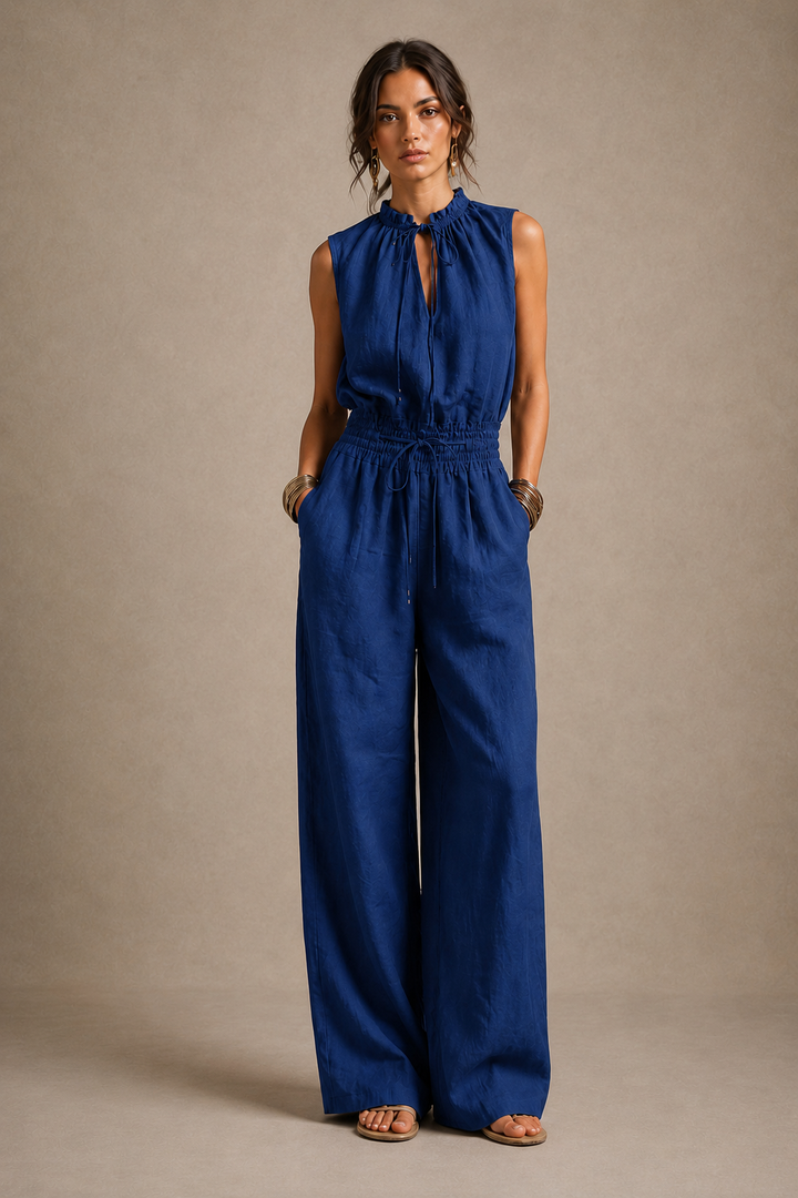 Zenaide | tuta con scollo alto allacciato e gambe larghe
