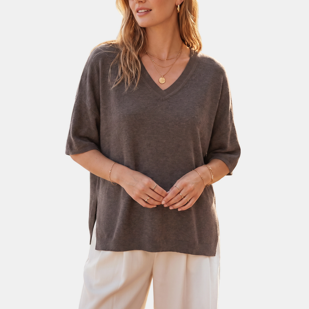 Maglione oversize a maniche corte e scollo a V
