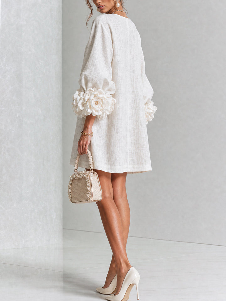 Abito Amara Mini Elegante con Bottoni Floreali